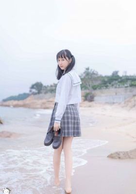 漂亮的女邻居4